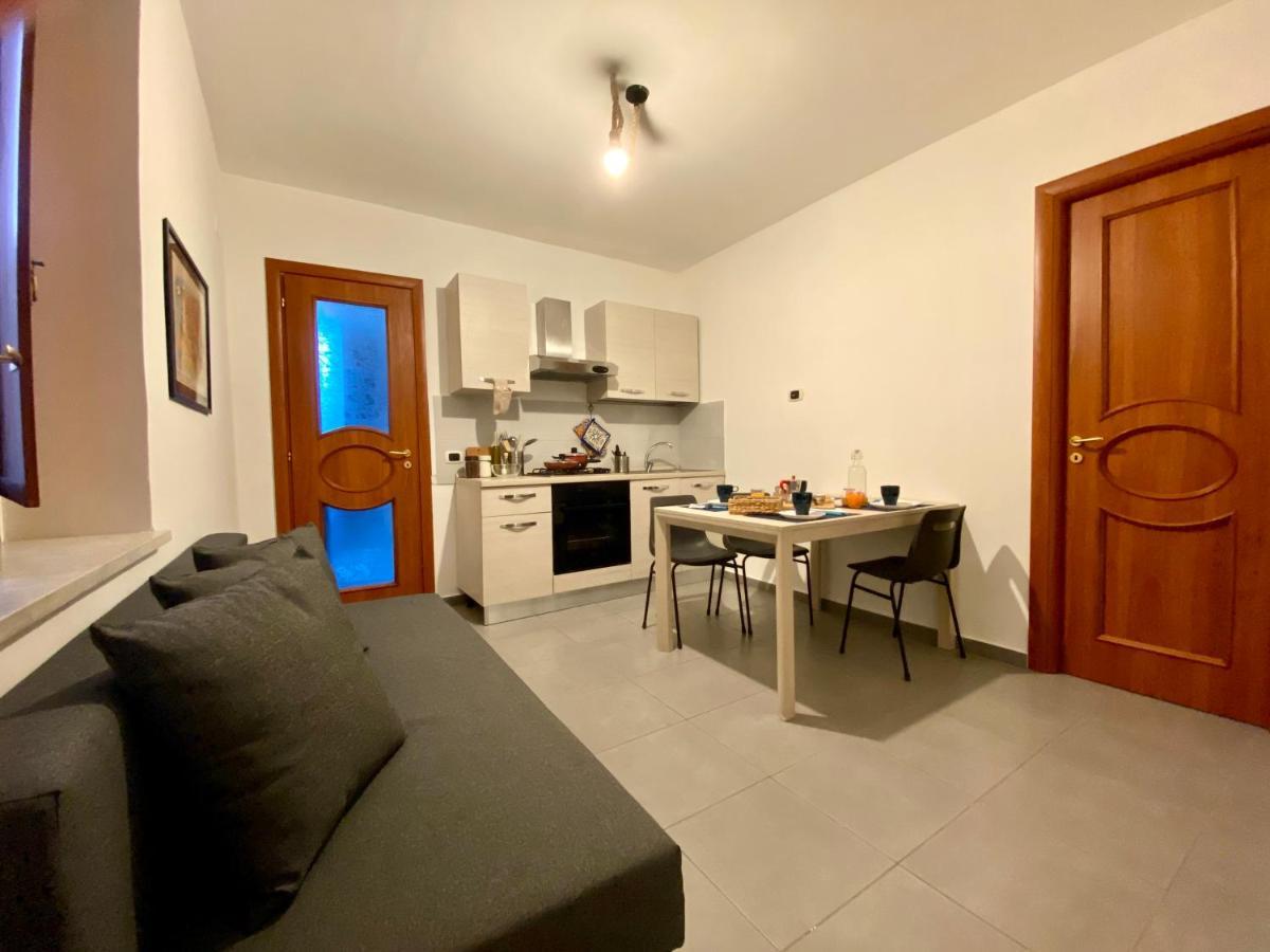Casa Con Terrazzo In Centro Apartman Nápoly Kültér fotó